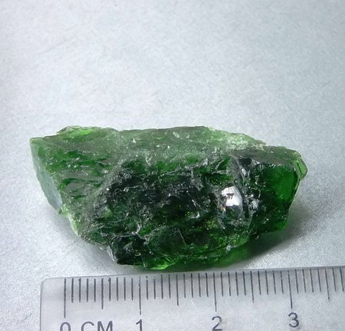 Chromdiopsid surový - B332 — foto 1