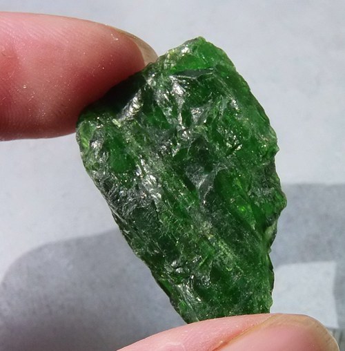 Chromdiopsid surový - B336 — foto 1