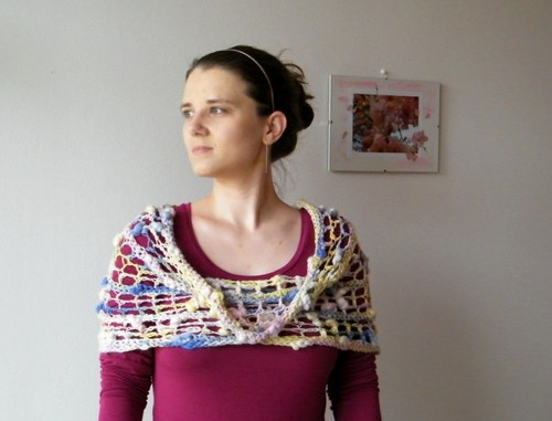 Vánek - nákrčník (ručně předená a barvená příze) — foto 1