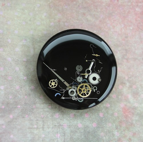 Black brooch — foto 1