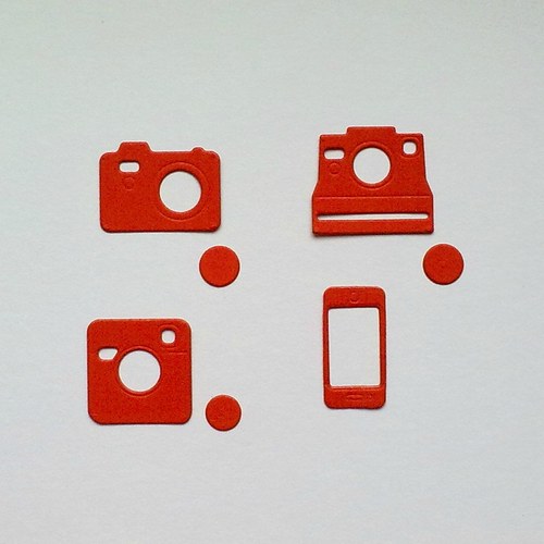 Výsek - Fotoaparáty a mobilní telefon