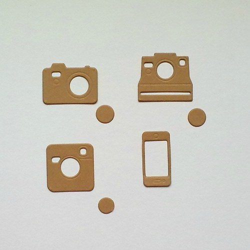 Výsek - Fotoaparáty a mobilní telefon