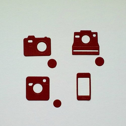 Výsek - Fotoaparáty a mobilní telefon