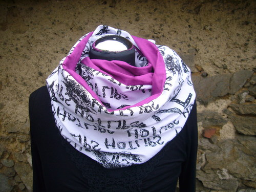 Nákrčník - Violet Love Love — foto 1