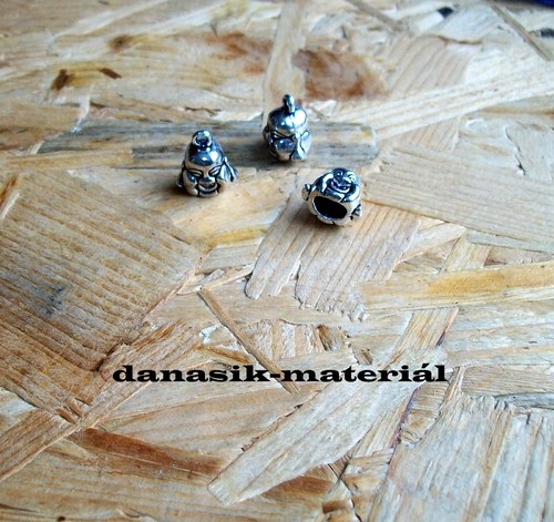 KONCOVKY STŘÍBRNÉ BARVY - BUDHA - 7x4 mm
