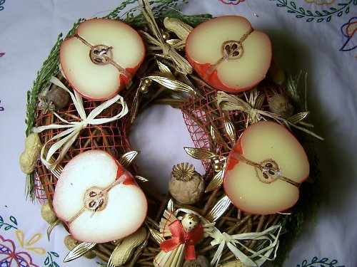 Adventní jablíčkový věnec — foto 1
