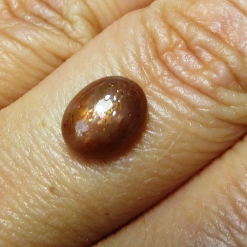 Sluneční kámen, 9x7mm č.8 — foto 1