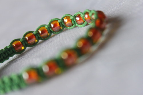Náramek makramé/shamballa — foto 1