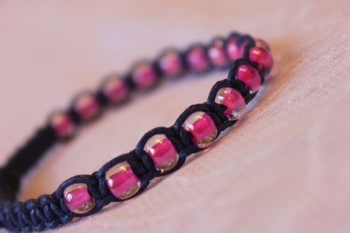 Náramek makramé/shamballa — foto 1