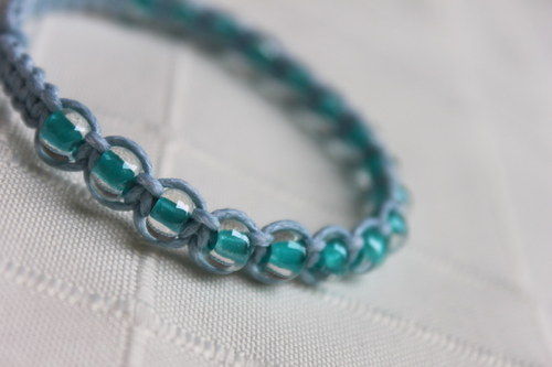Náramek makramé/shamballa — foto 1