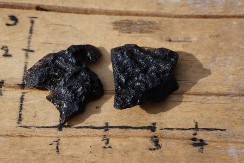 2 x tektit, meteorit B3325 — foto 1
