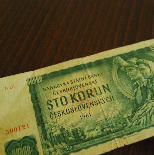 100 korun československých — foto 1