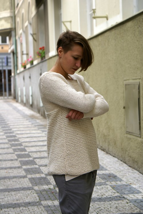 Ručně pletený svetr Creme — foto 1