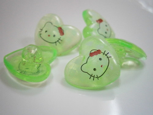Dětský knoflík s Hello Kitty - sv.zelená (5ks)