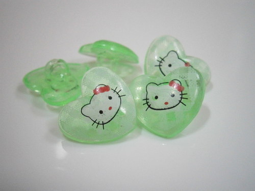 Dětský knoflík s Hello Kitty - zelený (5ks)