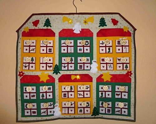 Domeček - adventní kalendář — foto 1