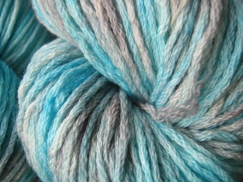 100% merino "Vyšito stříbrnou nití" — foto 1