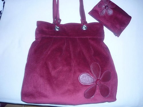 Manšestrová Bordo´ — foto 1