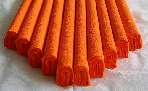 Krepový papír 17 - oranžová
