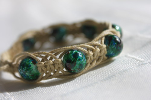 Náramek makramé/shamballa — foto 1