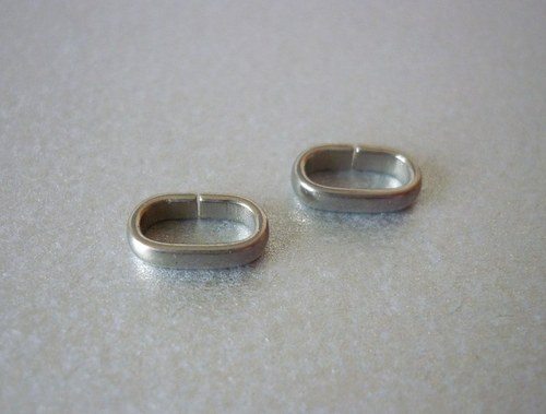 Ch67/ mezidíl ovál CHIR. OCEL 9 x 5,5 mm/ 2ks