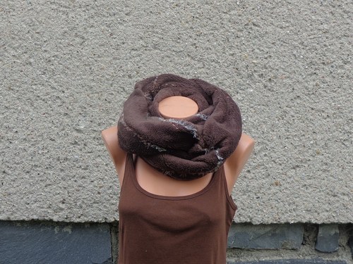 ...zachumlanka hnědá II — foto 1
