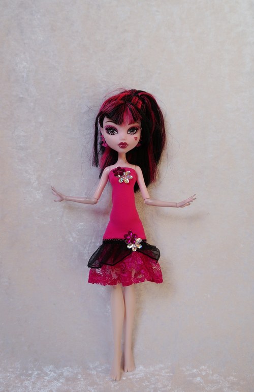 Růžové pro Monster High — foto 1