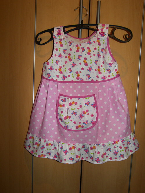 Zástěrka - šatičky, 3-4 roky — foto 1