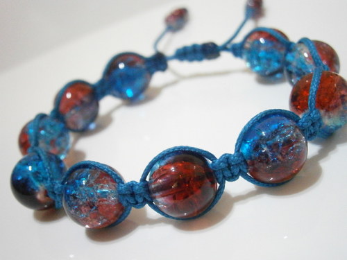 Modročervený náramek (shamballa)