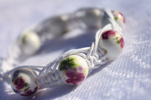 Náramek makramé/shamballa — foto 1