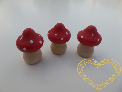 Dřevěné muchomůrky 2,5 cm - sada 24 ks — foto 1