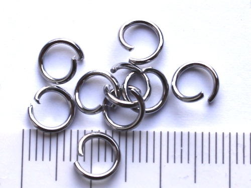 Kroužky z chirurgické oceli 7x1 mm 50 ks