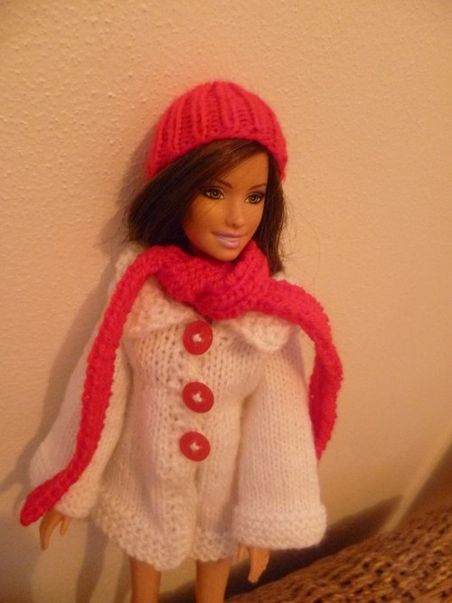 Čepice a šála pro barbie — foto 1