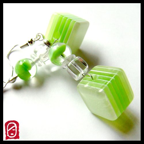 Juicy plastic in green — foto 1