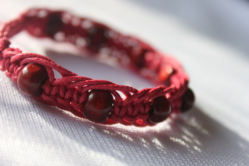 Náramek makramé/shamballa — foto 1