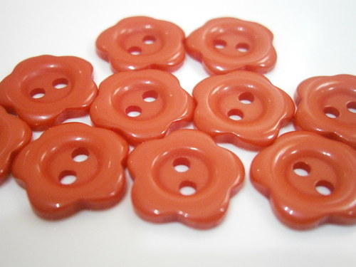 Knoflíky kytička 12mm - červené (10ks)