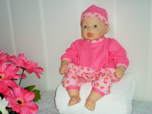 Růžové šatičky pro panenku 36 cm — foto 1