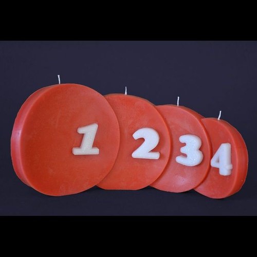 Adventní svíčka červená - výška 11cm