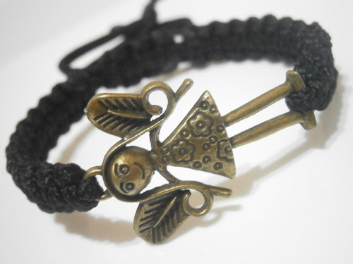 Náramek s andílkem (macramé/shamballa) — foto 1