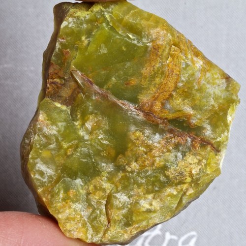 Zelený opál (chloropál) - surovina — foto 1