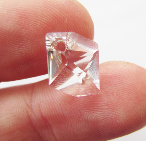 Přívěsek Swarovski s průvlekem, 15 mm