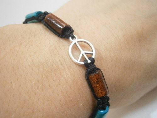 Hippie náramek (makramé/shamballa) — foto 1