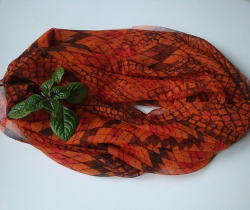 Nákrčník-sleva 50% — foto 1