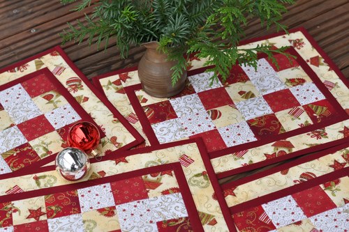 Vánoční patchwork do bordova — foto 1