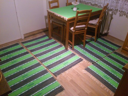 Ručně tkaný koberec — foto 1