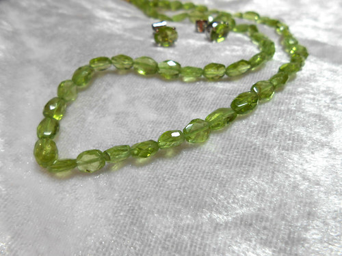 Náhrdelník - fazetovaný Olivín / Peridot (3)