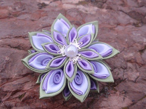 Brož Olive purple