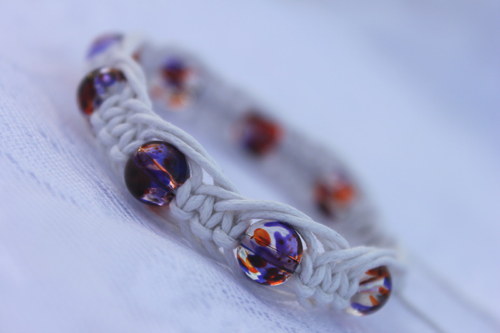 Náramek makramé/shamballa — foto 1