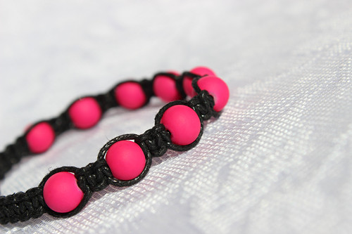 Náramek makramé/shamballa — foto 1