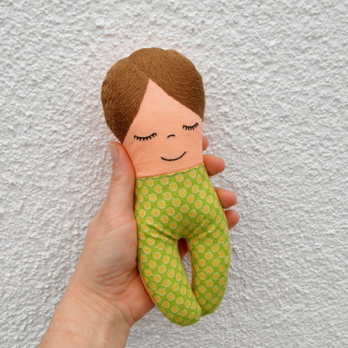 Před usnutím - puntíkatá — foto 1